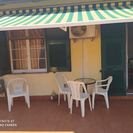 Casa Vacanza Oasi Tranquilla La Spezia Bagian luar foto